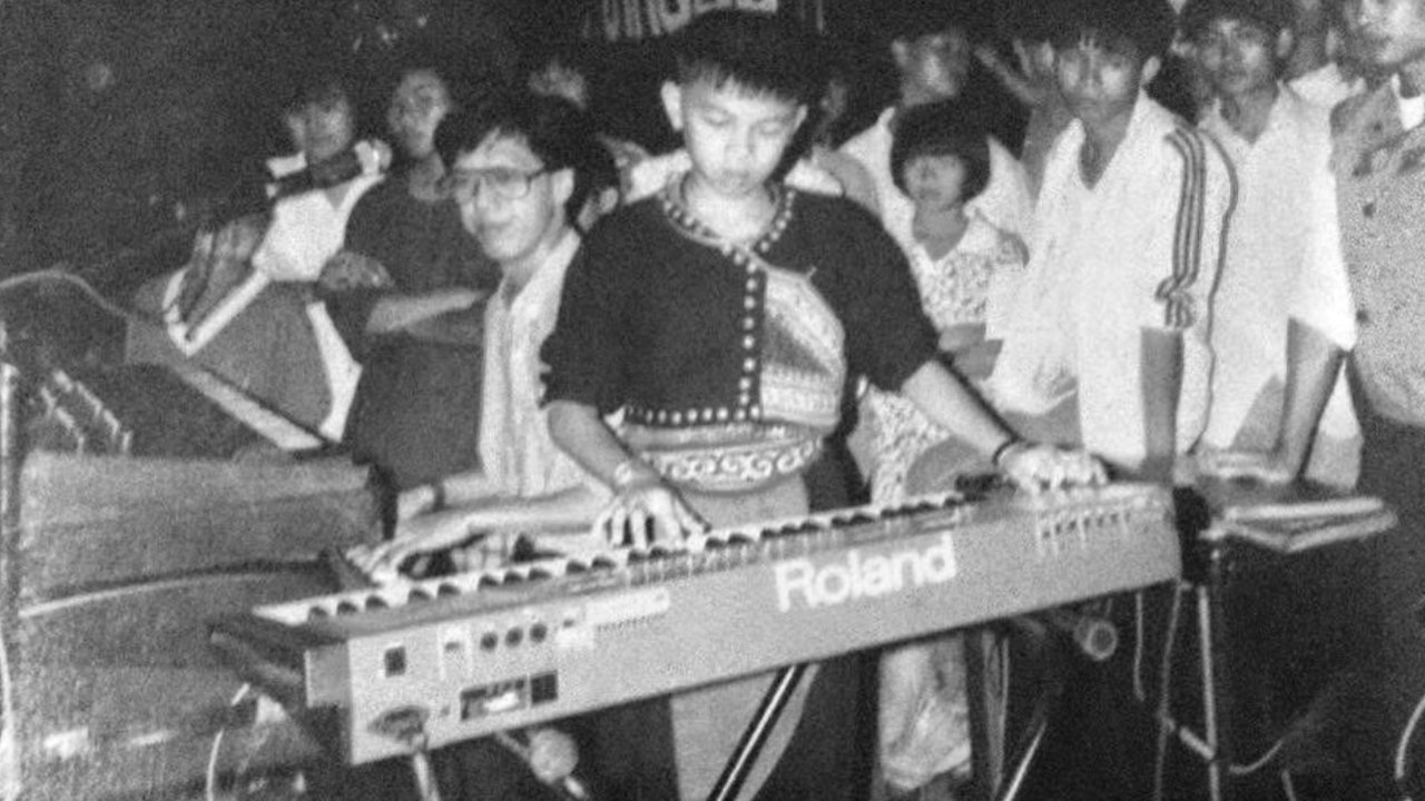 อาลัยหนุ่ม นกแล