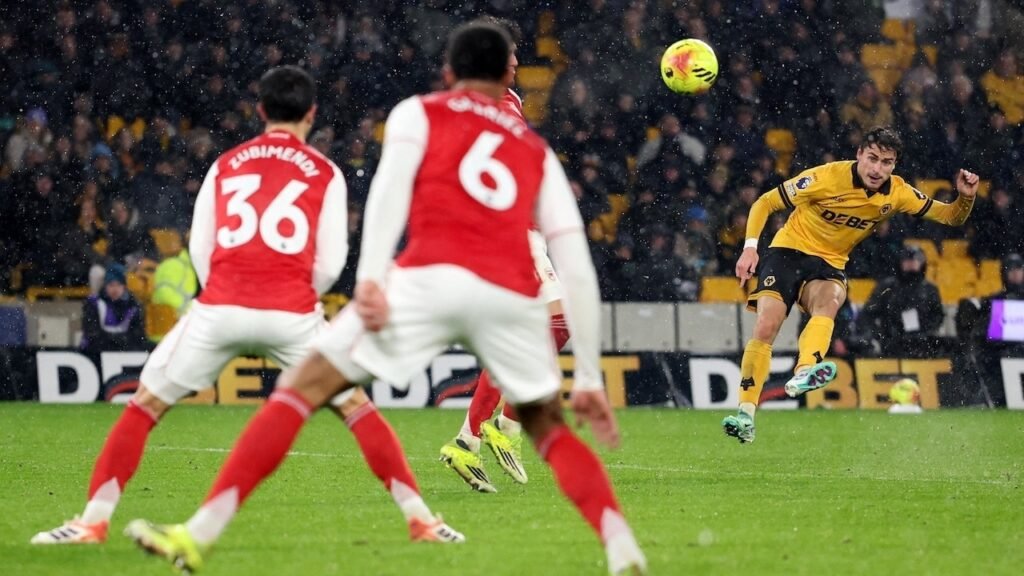 วูล์ฟแฮมป์ตัน พบ อาร์เซนอล